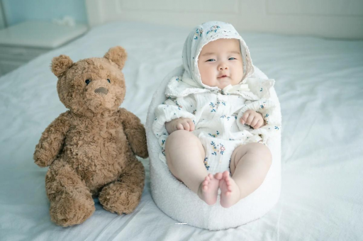 随州宝宝吐奶是什么原因